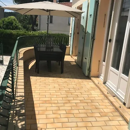 Le Lavandin Сasa de vacaciones