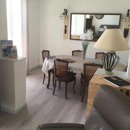 Holiday home Le Lavandin